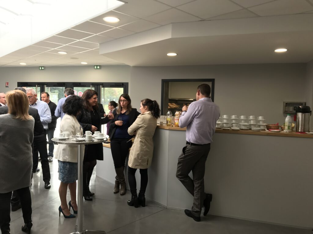Petit déjeuner d'entreprise - Espace IRIS Espace Chantemelles